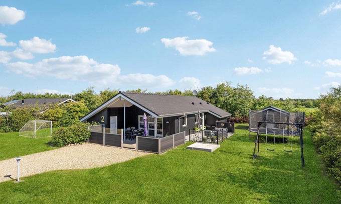 Skaven Strand House | Gorgeous home in Tarm with kitchen