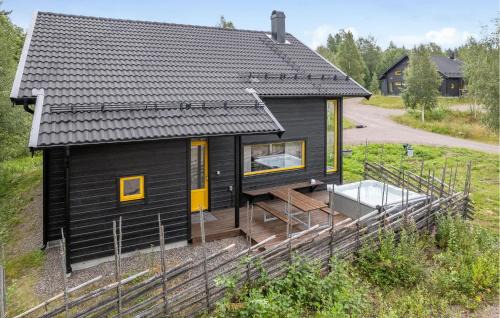 Transtrand House | Gorgeous Home In Transtrand With Wifi