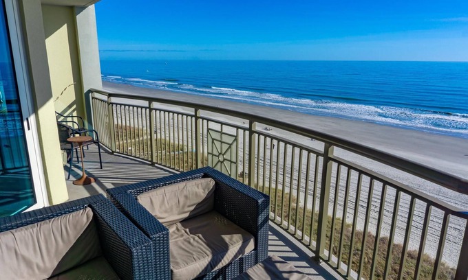 Ocean Drive Condo | Gorgeous Mar Vista Grande Direct Oceanfront Condo,3BR/3BA North Myrtle Beach, SC
