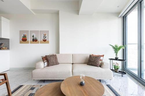 Bomonti Apartment | Gorgeous Modern 1bd Terrace Condopoolviews! #233
