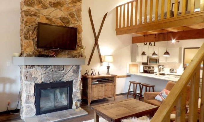 Taos Ski Valley Condo | Gorgeous Mountain Condo
