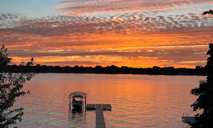 Twin Lakes House | Gorgeous, new construction, 7 bedroom house on Lake Elizabeth!