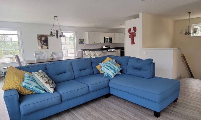 York Beach House | Gorgeous New Construction Beach House, 2 Minute Walk from Long Sands Beach