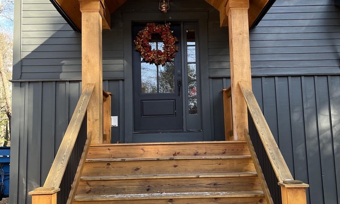 Jackson Other | Gorgeous New Farmhouse/Chalet on Bartlett/Jackson Line