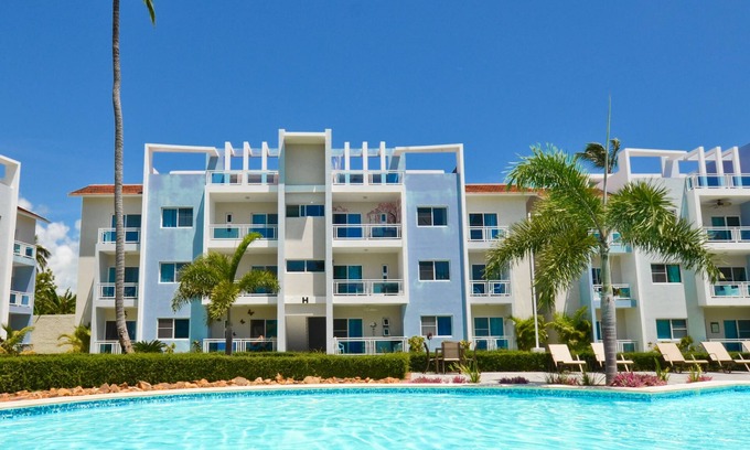 El Cortecito Condo | Gorgeous Newer Condo w/luxurious pool and a 7 minute walk to the beautiful beach
