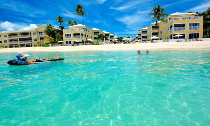 Seven Mile Beach Condo | Gorgeous Newly Renovated 7 Mile Beach Condo Regal Beach Club #431