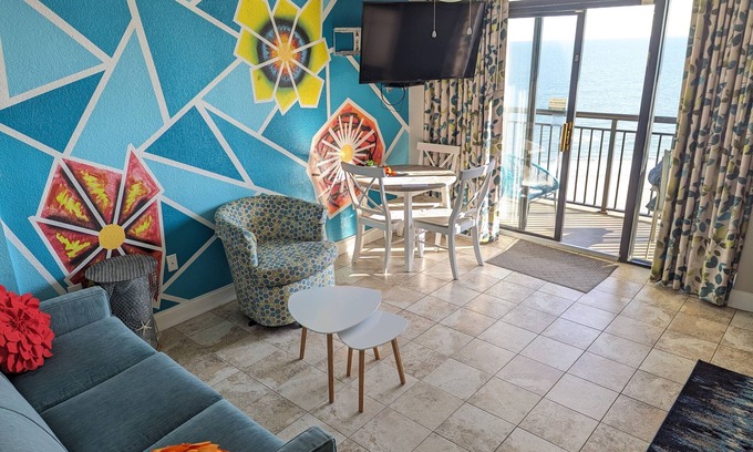Windy Hill Condo | Gorgeous Ocean Views in a Fun Tropical Resort