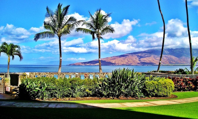 Kihei Condo | Gorgeous Oceanfront Condo Steps From The Beach, Air Conditioned, Free Wi-Fi