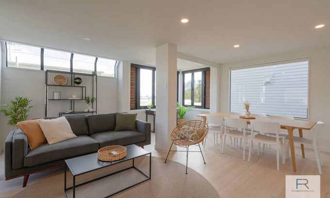 Orakei House | Gorgeous Orakei Home by Furnished Rentals