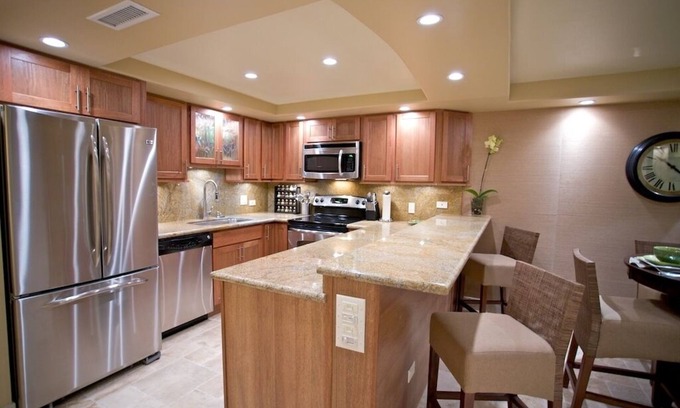 Kihei Condo | Gorgeous Remodeled Ground Floor Unit w/New Central Air Conditioning/1 Bedroom