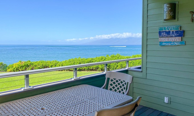 Kahana Condo | Gorgeous renovated 3-Bedroom Oceanfront Condo!