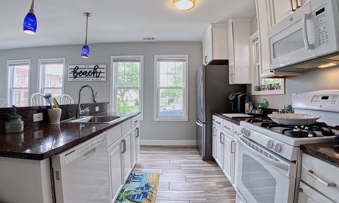 Cape May - Wildwood House | Gorgeous Renovations, a Phenomenal Location, and Just Steps to the Beach!