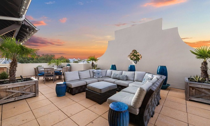 Rosemary Beach Condo | Gorgeous Rosemary condo with stunning rooftop patio | Great Location | 4 Bikes