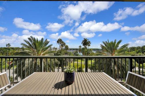 Coconut Grove House | Gorgeous Spacious 2bed 2bath Bayview In Grove