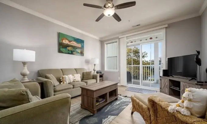 Midtown Ocean City House | ⭐️Gorgeous Sunset Island Private Beach In/Outdoor Pools⭐️