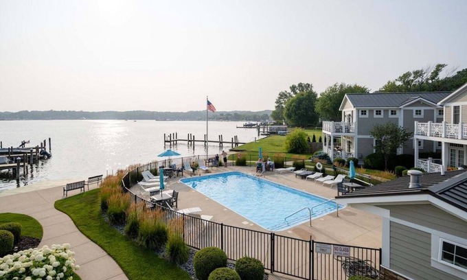 Saugatuck House | Gorgeous townhome w/water views and pool! Walk to Downtown!