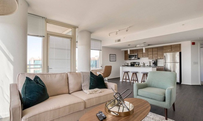 McLean Apartment | Gorgeous Tysons Corner 2BR w/Pool & Fire Pit, nr Mall, by Blueground
