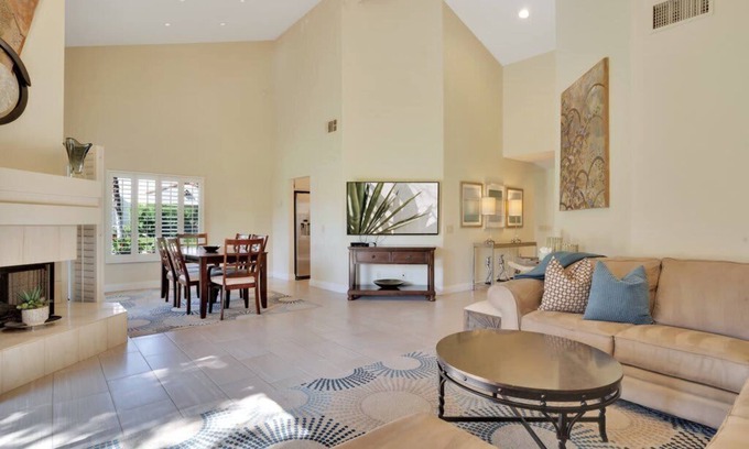 La Quinta House | Gorgeous Villa near LQ Resort, Prime Location!