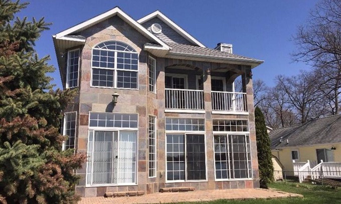 Grass Lake Cottage | Gorgeous Water Front Retreat On Chain Of Lakes With Private Boat Launch!
