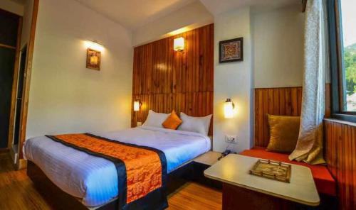 Gangtok Hotel | Goroomgo Mist Tree Mountain Gangtok