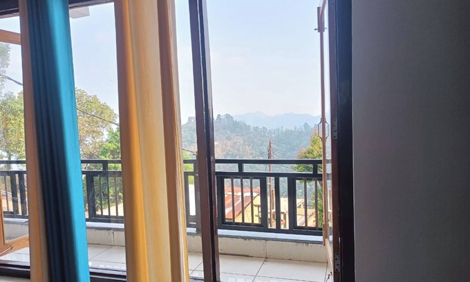 Sukha Hotel | Goroomgo Nainital Vista Valley Nainital