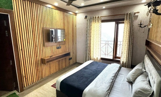 Smanora Range Hotel | Goroomgo UK Homestay Nainital