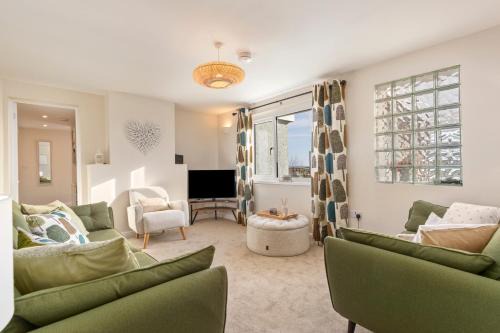 Penally House | Gorse Cottage - Sea Views Village Centre