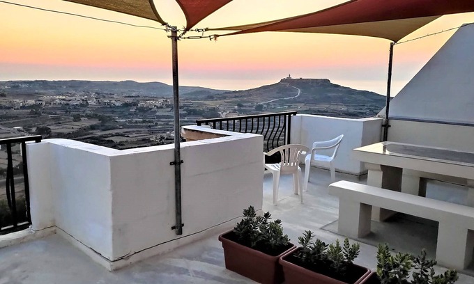 Zebbug Apartment | Gozo holiday apartment with amazing views.