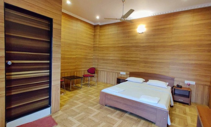 Girnare Hotel | GP Hotels and Resorts