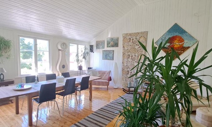Ostervala Bed & Breakfast | Gräsbo Skola