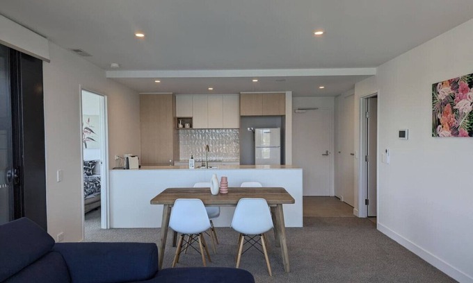 Phillip Apartment | "Grace" 2B2B Modern Apartment in Woden