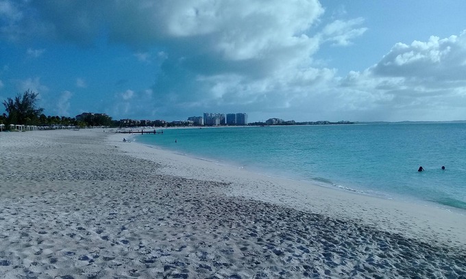 Bouvet Island Apartment | Grace Bay beach area Apartment