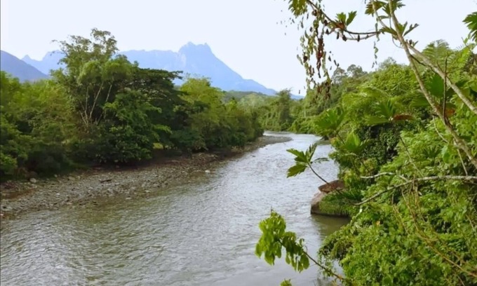 Kota Belud House | Grace Guesthouse , 2BR Cabin with River & Mountain Views