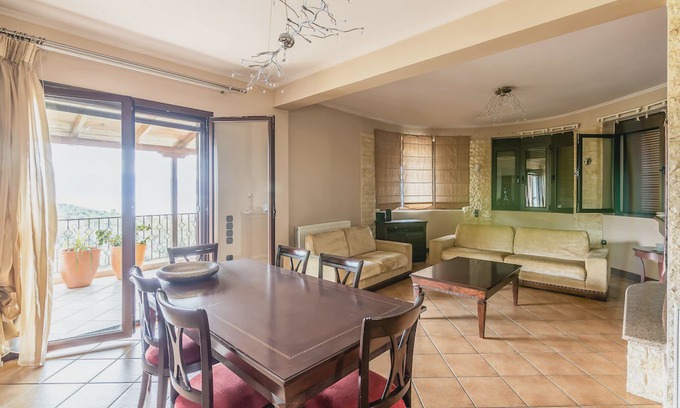 Rakhai Villa | Graceful Villa in Raches Fthiotidos with Patio