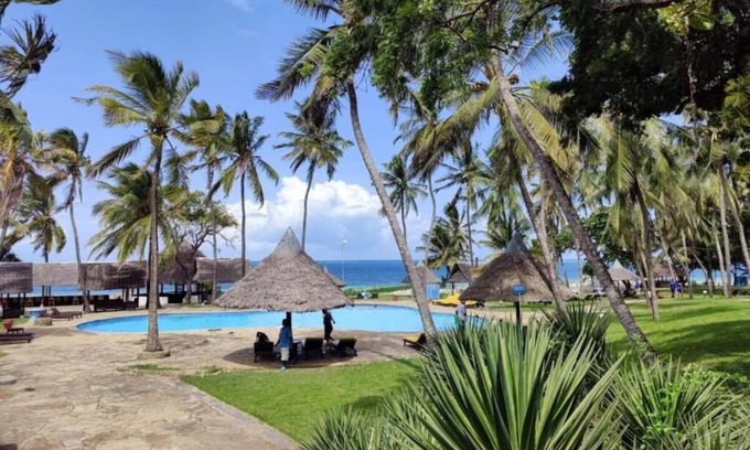 Mombasa House | Gracious, Comfortable Room w/ Balcony and Historic Charm at Beachside Hotel