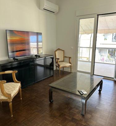 Exarhia Apartment | Graffiti Five