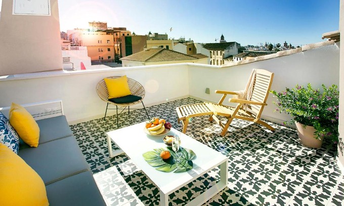 San Felipe Neri Apartment | Graffiti Suites Málaga