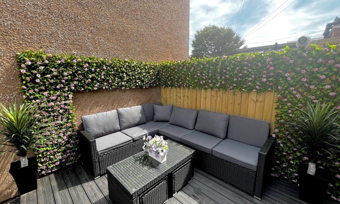 North Shore Apartment | Granada Apartments Holmfield Rd flat 1 ground floor