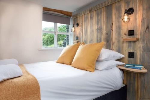 Bryn-crug House | Granary Retreat for 2 inc shared Dog Field