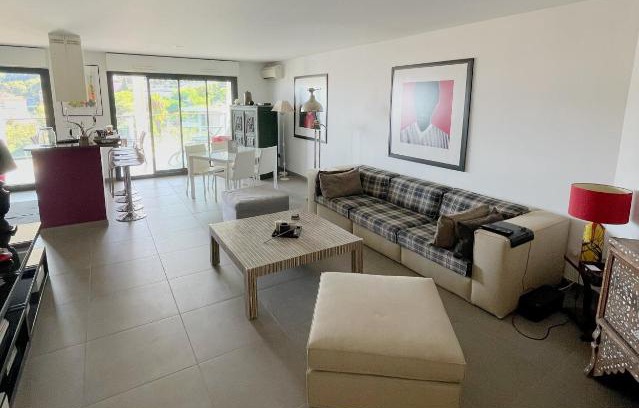 Beausoleil Apartment | Grand 3 pièces avec terrasse vue mer tout confort