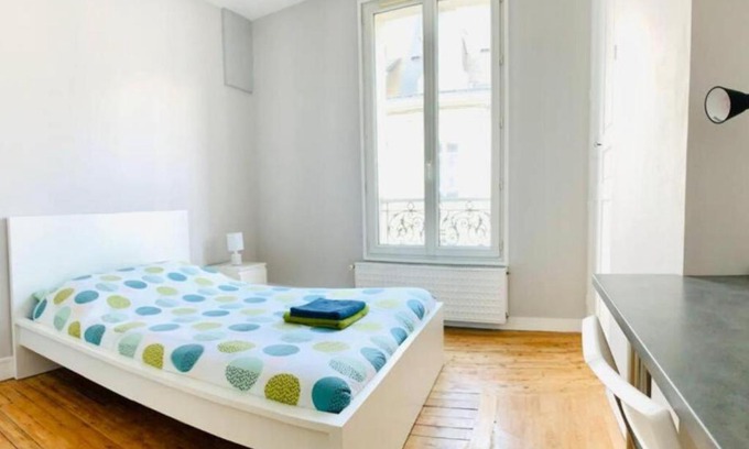 Bollee Apartment | GRAND APPART CENTRE VILLE TOUT CONFORT 4 Personnes