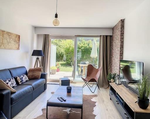 Saint-Honore - Jeanne d'Arc Apartment | GRAND APPART TERRASSE PARKING DESIGN
