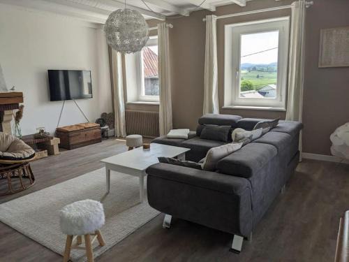 Saint-Pierre Apartment | GRAND APPARTEMENT COSY DANS MAISON DE CAMPAGNE