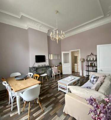 Boulogne-Centre Apartment | GRAND APPARTEMENT DE STYLE HAUSSMANNIEN
