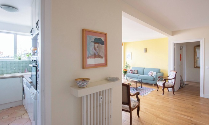 15th Arrondissement Apartment | Grand Appartement Lumineux Avec vue Exceptionnelle. Proche de la Tour Eiffel