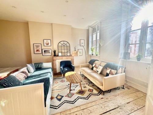 Arnaud Bernard Apartment | Grand Appartement Standing Lit King Size Capitole