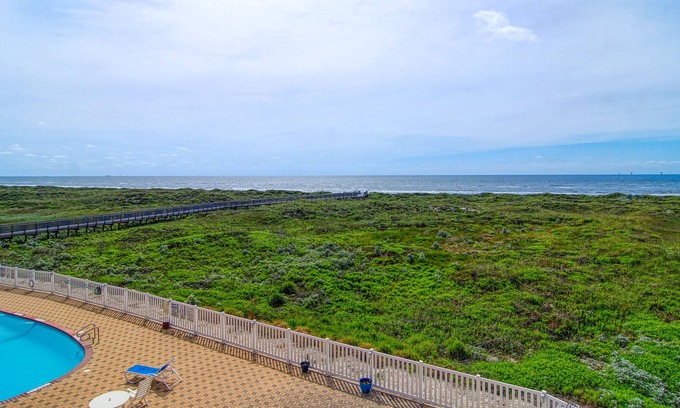 Port Aransas Condo | Grand Caribbean 4001, top floor beachfront condo with amazing Gulf Views!