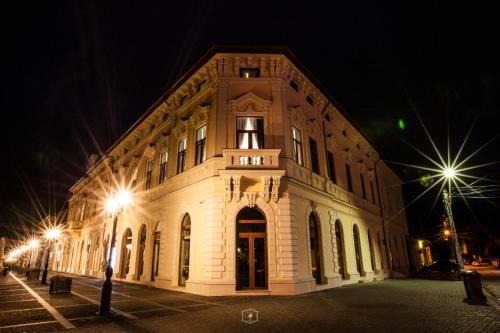 Carei Hotel | Grand Central