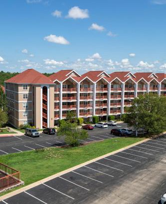 Branson Hotel | Grand Crowne Resort