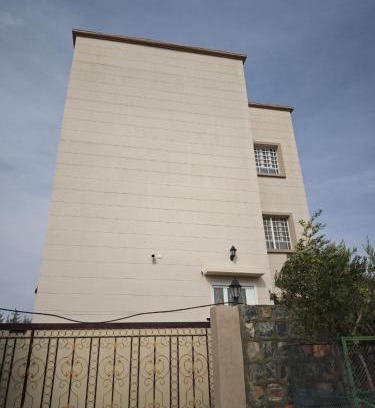Sayq Apartment | Grand Dahlia Apartments